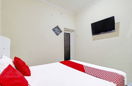 Sumedang Hotel | OYO Life 91480 Putridapisa Syariah
