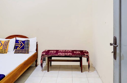 Gresik Hotel | Hotel O Karman's Sari 1 Homestay Syariah