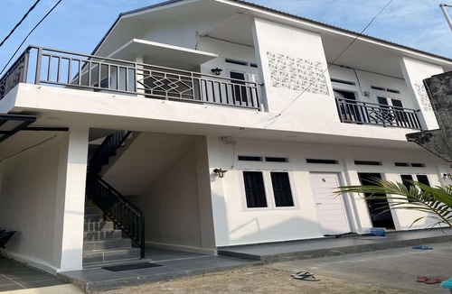 Mandau Hotel | OYO 93126 Nrc White House