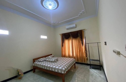 Sleman House | Omah Sawah Homestay