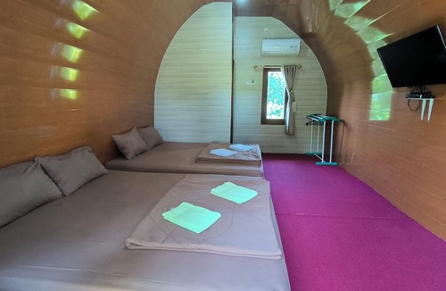Salatiga Hotel | Senja Kita Glamping