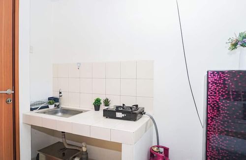 Depok Apartment | Comfortable Living In Studio Room At Apartment Margonda Residence 3