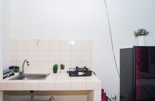 Depok Apartment | Comfortable Living In Studio Room At Apartment Margonda Residence 3