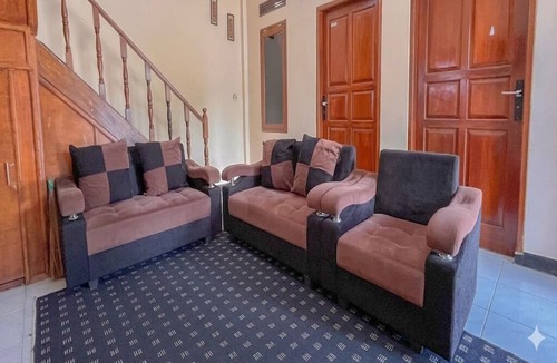 Pangalengan Villa | Cozzy Villa Family B