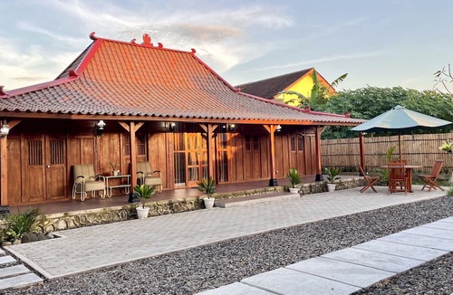 Sleman Villa | Villa Tjebongan