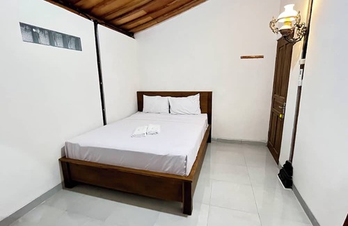 Sleman Villa | Villa Tjebongan