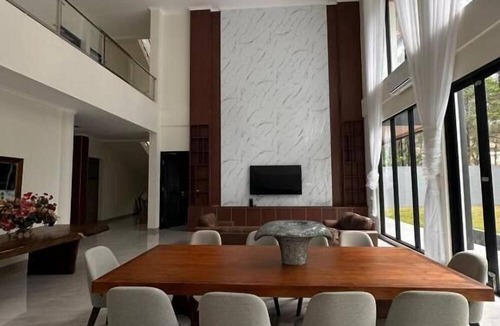 Citaringgul House | Aldeoz Villa Sentul