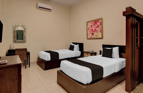 Kasihan Hotel | Townhouse Oak Pancanaka Malioboro Hotel