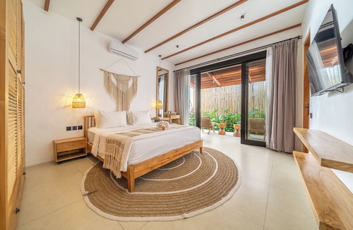 Penestanan Villa | Udara Villa - Tropical Garden Escape