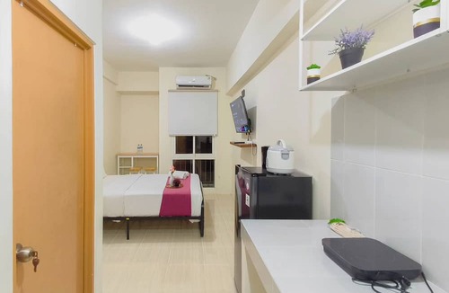 Surabaya Apartment | Comfy And Serene Studio Room At Bale Hinggil Apartment