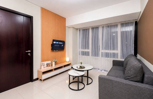 Jakarta Apartment | Roomy Urban Living In 3Br At Apartment Nifarro Park