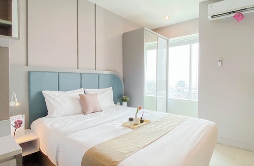 Pekayon Jaya Apartment | Restful Stay In Studio Room At Apartment Grand Kamala Lagoon