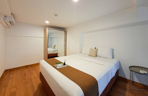 Tangerang Apartment | Convenient 3Br Loft With Modern Style At Kingland Avenue Apartment