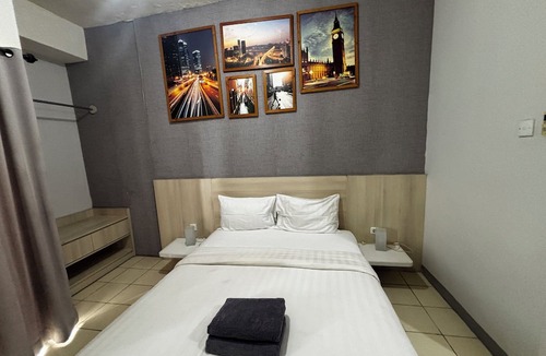 Serpong Hotel | Collection O Expressia Stay