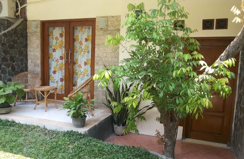 Kalasan House | Beto Guesthouse