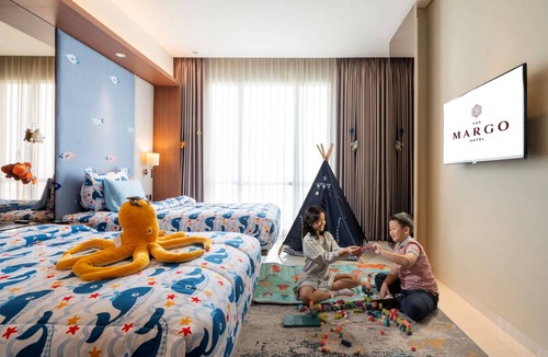 Pondokcina Hotel | The Margo Hotel