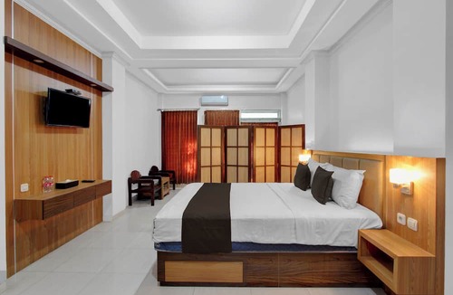Solo City Centre Hotel | Collection O near Stasiun Solo Balapan f