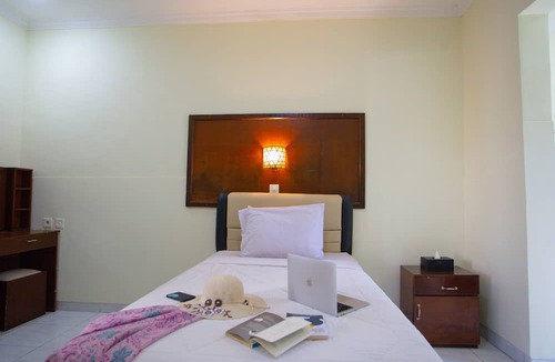 Raya Kuta Hotel | Teges Inn Kuta