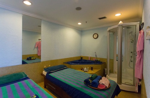 Bangka Hotel | Toeti Roosseno Plaza