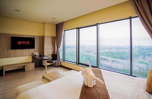 Jatinegara Hotel | Vasaka Hotel Jakarta managed by DAFAM