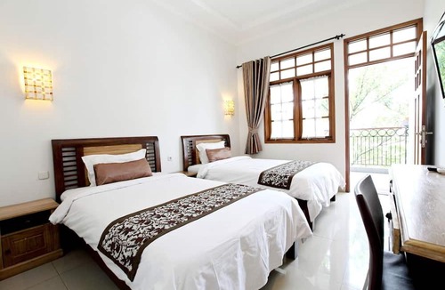 Malabar Hotel | De Halimun Guest House