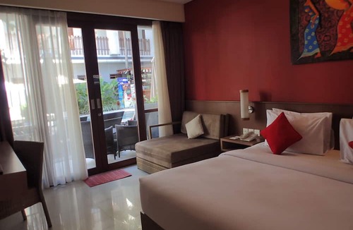 Downtown Kuta Hotel | Grand La Walon Hotel
