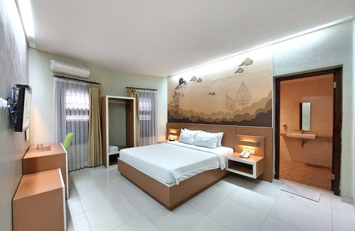 Klojen Hotel | Shinta Guest House