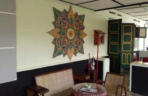 Wirobrajan House | Pamularsih Homestay