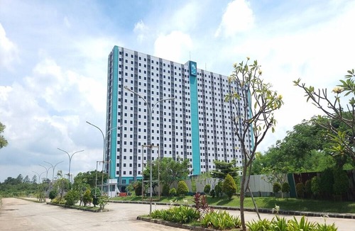 Cikarang House | Luxury Deluxe DBL Retreat W/Free WiFi and Parking
