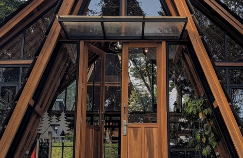 Sukabumi Villa | Villa de Gema