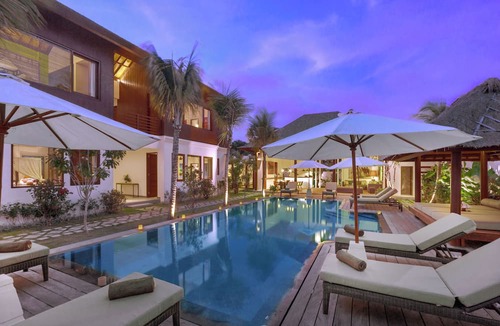 Drupadi Villa | Ultra Luxury & LUXE Pool Villas Near Seminyak Beach Tangram Abakoi Anam & Abagram