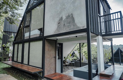 Lembang Villa | Solitude Villa Tahura