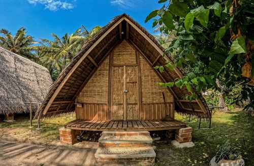 Karimunjawa Islands Cabin | Bunga Jabe Beach