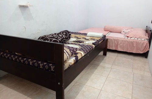 Sarongan Apartment | Nirmala Homestay