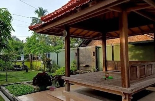 Sarongan Apartment | Nirmala Homestay