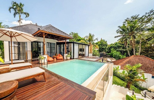 Petulu Villa | Serene 2BR Ubud Oasis w Infinity Pool&Garden Bath