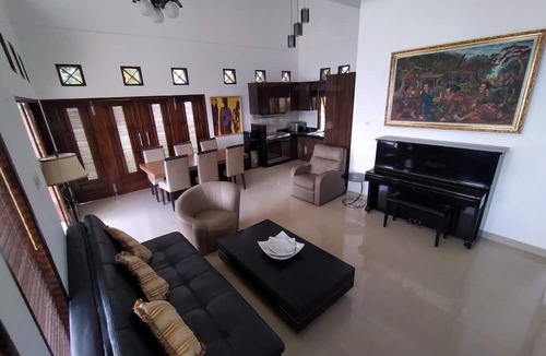 Simanindo Villa | TOBA RETREAT MANSION AND VILLAS