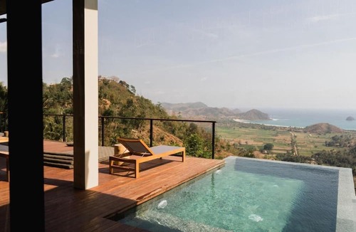 Selong Belanak Villa | DUNIA LOMBOK