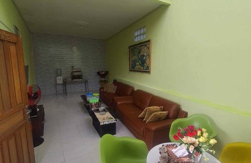 Jambu Luwuk Villa | Griya Hulu Cai