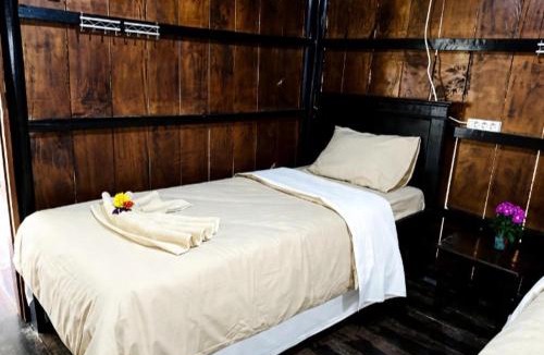Ngada House | Homestay Wolokoro