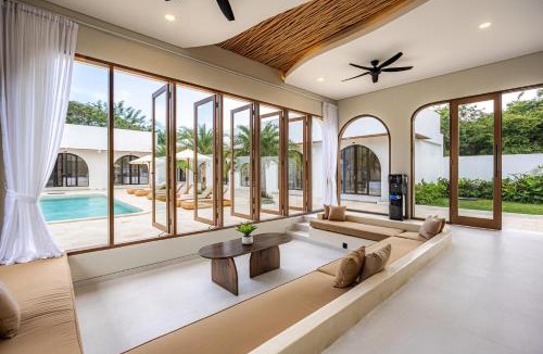 Uluwatu Cabin | DESAULU VILLAS - Private Escape With Sunlit Pool In Uluwatu