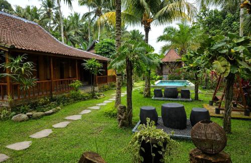 Abiansemal Cabin | Sangeh Lodge