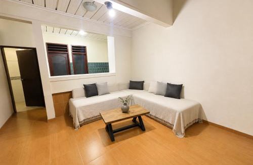 Sei Pinang House | Graha Cempaka