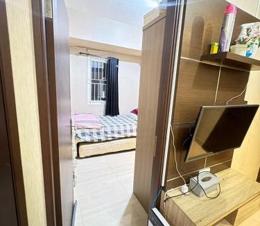 Jakarta Apartment | Apartemen Puri Park View - Smart TV