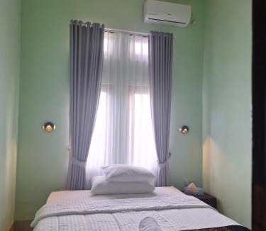 Labuan Bajo House | Jomariz Homestay
