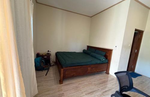 Hu'u Bed & Breakfast | Mamat warung bed & breakfast