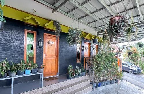 Ciater Hotel | Pondok Yanti Sarii RedPartner