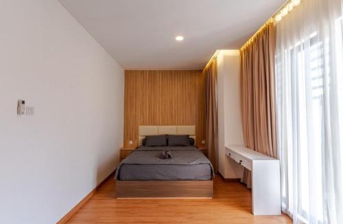 Lubuk Baja House | Kyzen - Modern 4BR Family Home w Private Garden