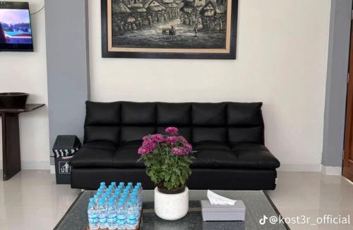 Depok House | Guest House 3R Pandega Duta III, 2 menit dari Jalan Kaliurang