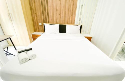 Semarang Apartment | Homey 1BR without Living Room at Amartha View Apartment By Travelio